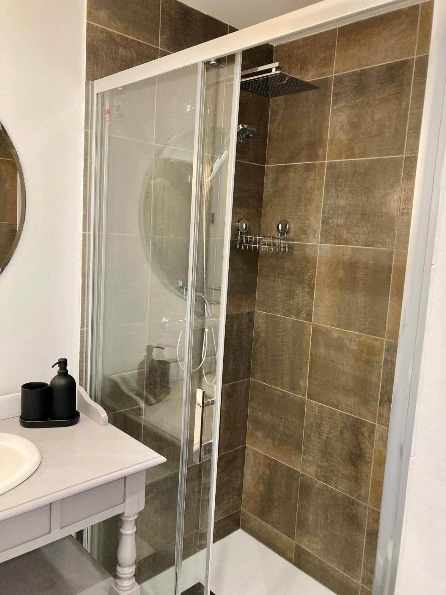 Le Nivolet, Cosy Appartement Chambéry Dış mekan fotoğraf